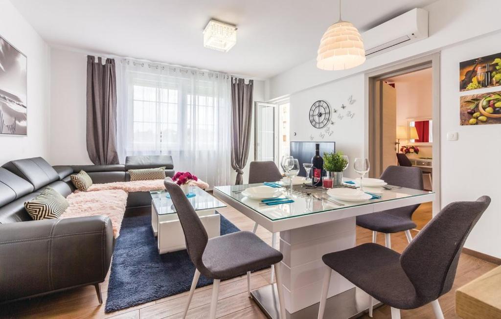 Apartment Trixi Пула Экстерьер фото